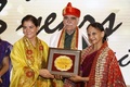 Ο Καθ. Ι. Παλλήκαρης βραβεύεται στην Ινδία για την προσφορά του στην Οφθαλμολογία και στον άνθρωπο